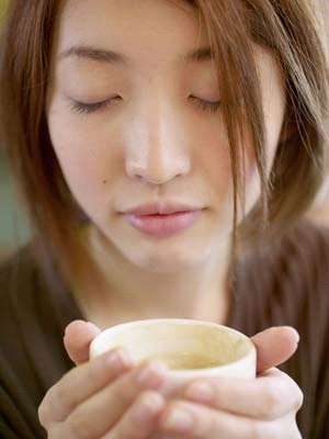 woman drinking tea