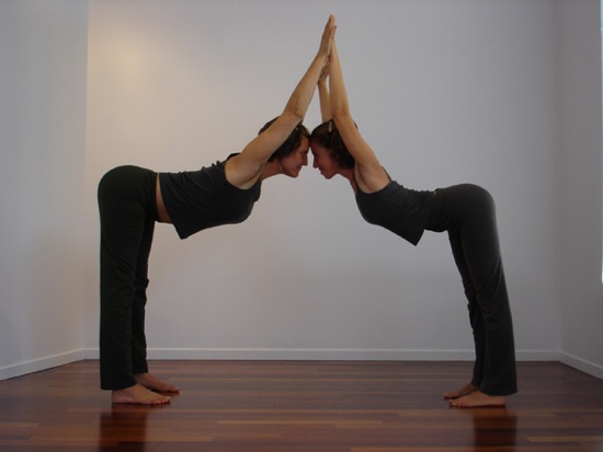partner yoga